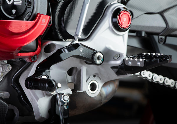 CNC RACING | Footpegs kit TOURING - driver