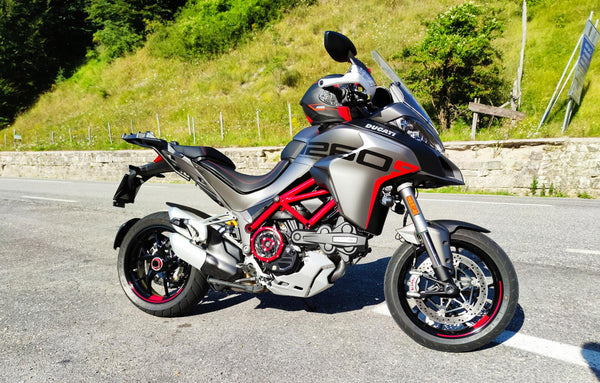 CNC RACING | Clear cover oil bath clutch Ducati - Bicolor Edition