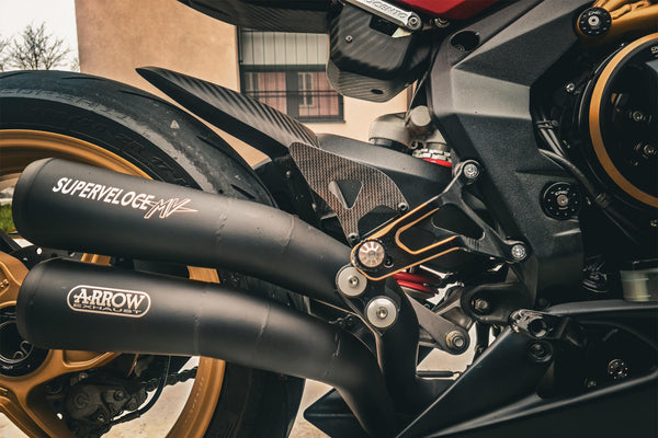 CNC RACING | Adjustable rear sets MV Agusta - Bicolor