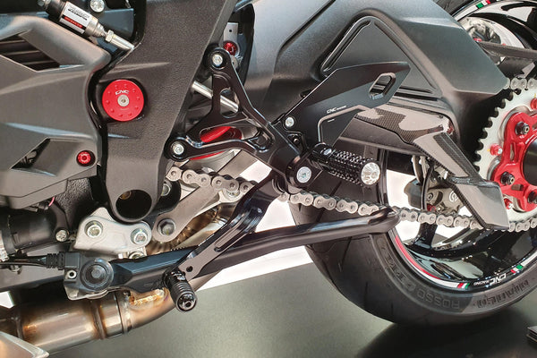 CNC RACING | Adjustable rear sets MV Agusta