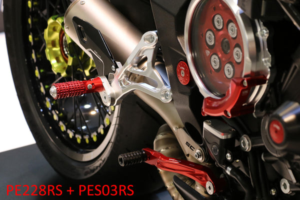 CNC RACING | Adjustable rear sets MV Agusta