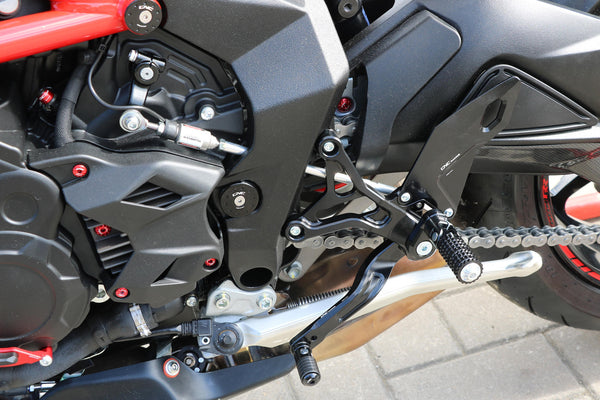 CNC RACING | Adjustable rider rearsets MV Agusta Brutale