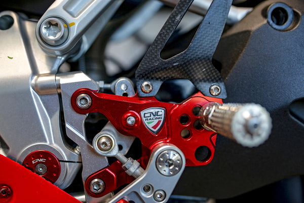 CNC RACING | Adjustable rearsets RPS Ducati SBK Panigale series Team Pramac MotoGP Limited Edition