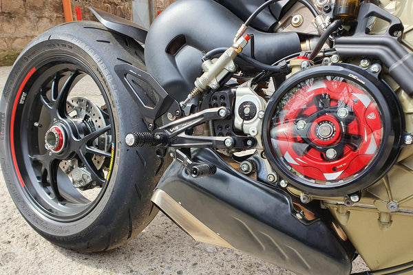 CNC RACING | Adjustable rearsets Ducati Streetfighter V4
