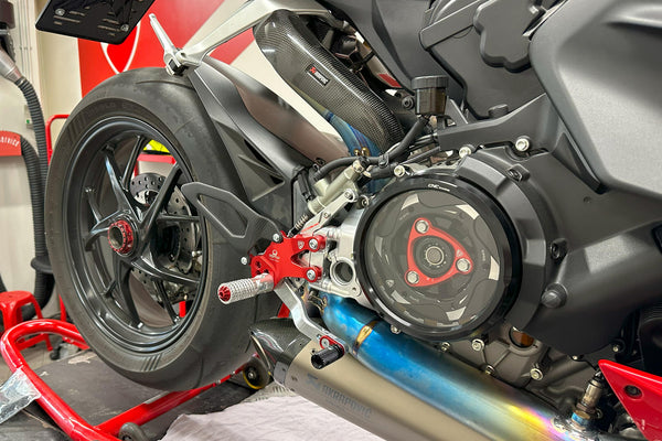 CNC RACING | Adjustable rearsets Ducati Streetfighter V2 - Pramac racing Limited Edition