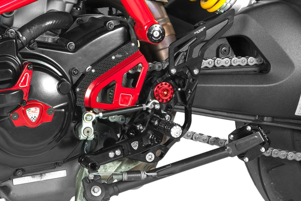 CNC RACING | Adjustable rear sets rider Ducati Hypermotard 821/939