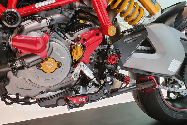 CNC RACING | Front sprocket cover alluminium for Ducati