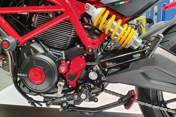 CNC RACING | Adjustable rear sets Ducati