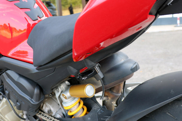 CNC RACING | Rear footrest blanking plates Ducati Panigale V4 / Streetfighter V4