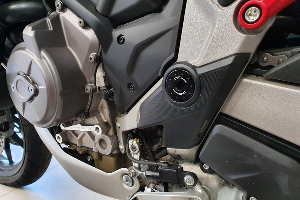 CNC RACING | Central bolt kit for OEM rearsets Ducati Multistrada V4 - Diavel V4