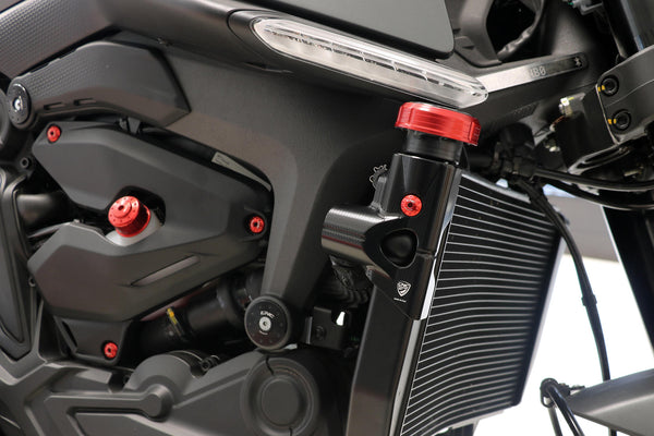 CNC RACING | Radiator side protector Ducati Monster 937