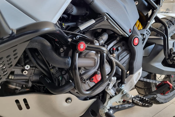 CNC RACING | Water pump additional guard in steel tubes Ducati DesertX