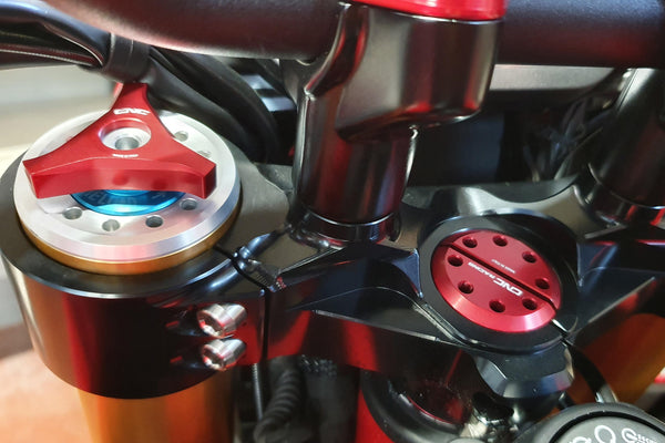 CNC RACING | Triple clamps kit Ducati Hypermotard 821 SP / 939 SP / 950 SP
