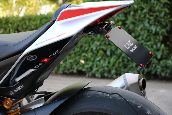 CNC RACING | Adjustable license plate Aprilia