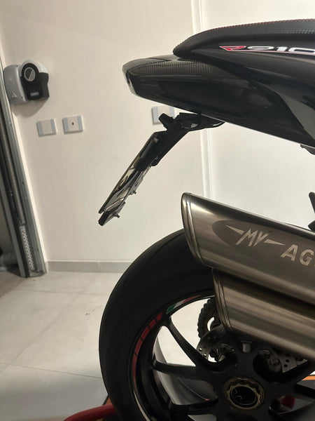 CNC RACING | Adjustable license plate MV Agusta Brutale 2000-2011