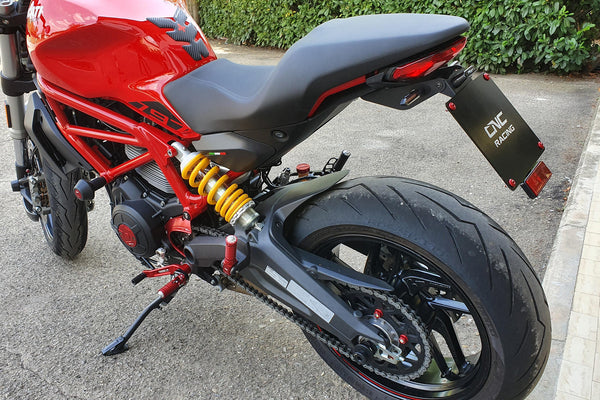 CNC RACING | Adjustable license plate Ducati Monster / Supersport