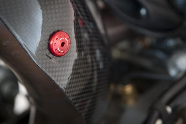 CNC RACING | Heat guard exaust screw Ducati 1199 Panigale