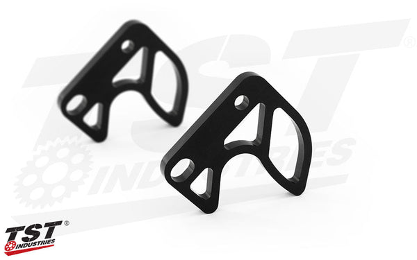 TST GP Lifter Adapter for Captive Chain Adjusters - Yamaha YZF-R7 2022-2025