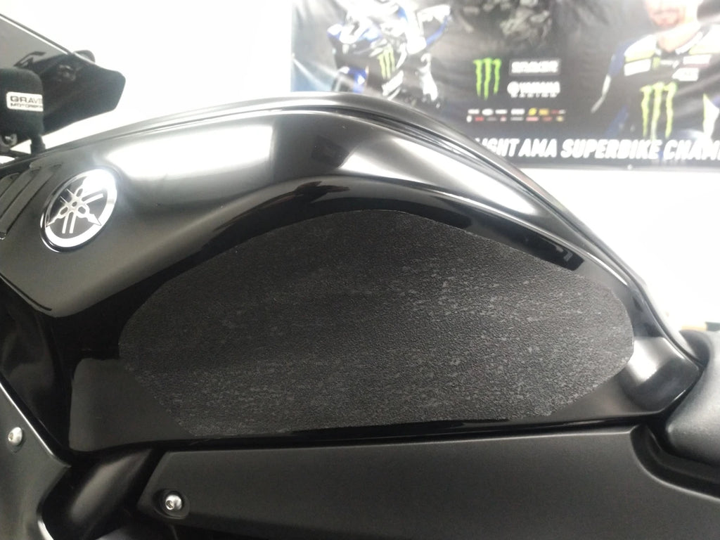 Graves Motorsports Yamaha R7 Tank Grip