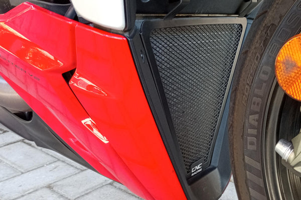 CNC RACING | Radiator guard Ducati Streetfighter V2