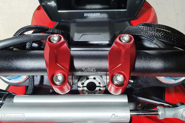 CNC RACING | Handlebar upper clamp kit Ducati Streetfighter V4 - V2