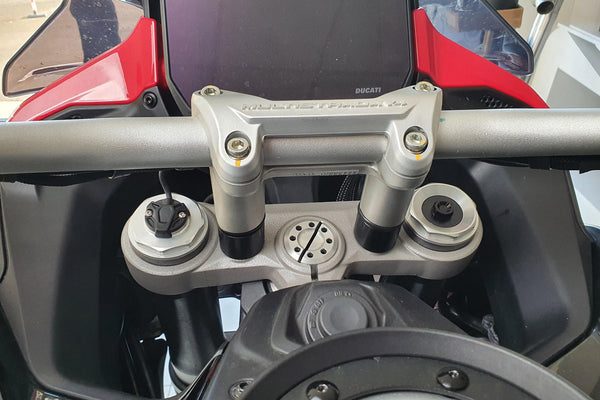CNC RACING | Handlebar clamp spacers H 30mm Ducati Multistrada V4 for OEM riser