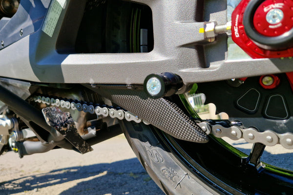 CNC RACING | Lower chain guard carbon Ducati Multistrada V4