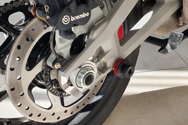 CNC RACING | Swingarm spools M8