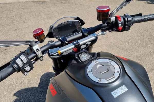 CNC RACING | Steering damper kit Ducati Monster 937