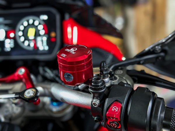 CNC RACING | Fluid oil reservoir brake-clutch 25 ml MONOCHROME included three outflow PRAMAC RACING Limited Edition