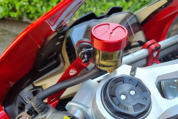 CNC RACING | Bracket kit for clutch and brake fluid tank Ducati Panigale V4