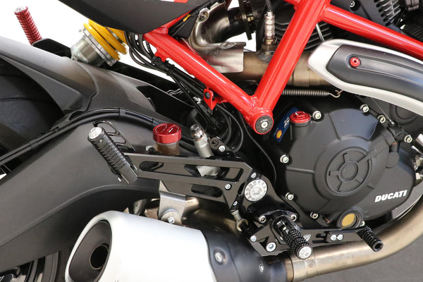 CNC RACING | Rear brake fluid reservoir cap M34x4
