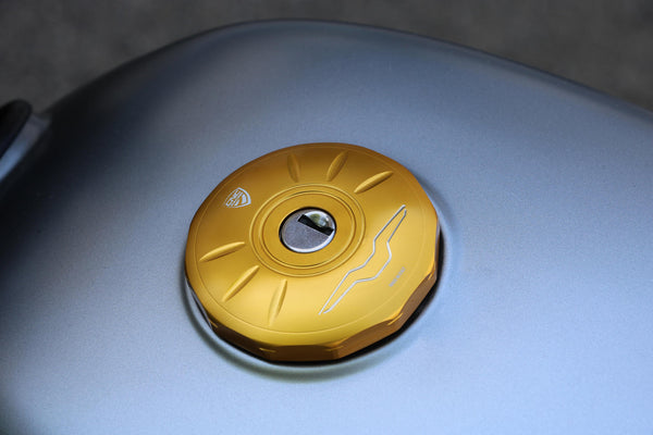 CNC RACING | Fuel tank cap Moto Guzzi