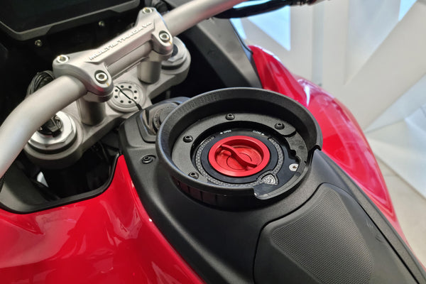 CNC RACING | Fuel tank cap - Tank Lock flange spacers