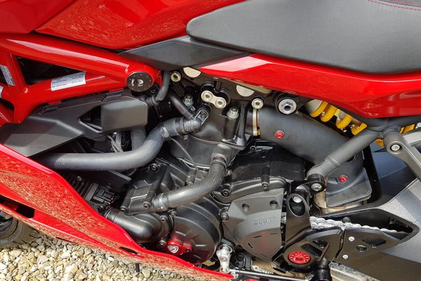 CNC RACING | Frame cap sets Ducati Supersport MY2017