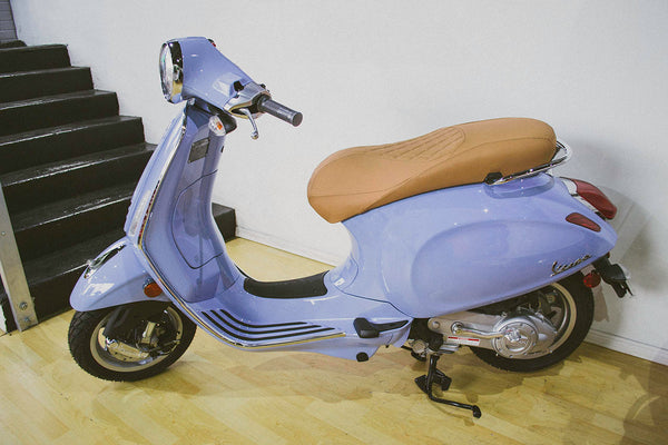 Vespa | Primavera 50 14-23, Primavera 125 14-23, Primavera 150 14-23, Elettrica 19-23, Sprint 50 18-19, Sprint 125 18-19, Sprint 150 18-19 | Cenno | Rider Seat Cover