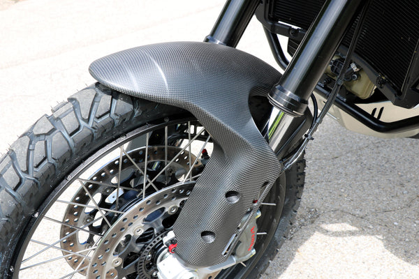CNC RACING | Front fender Ducati DesertX - Carbon