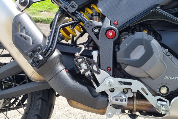 CNC RACING | Exhaust silencer full guard Ducati DesertX - Carbon