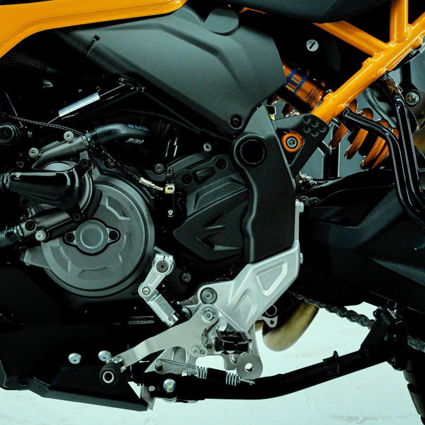 CNC RACING | Front sprocket cover carbon for Ducati Desert X and Monster 937