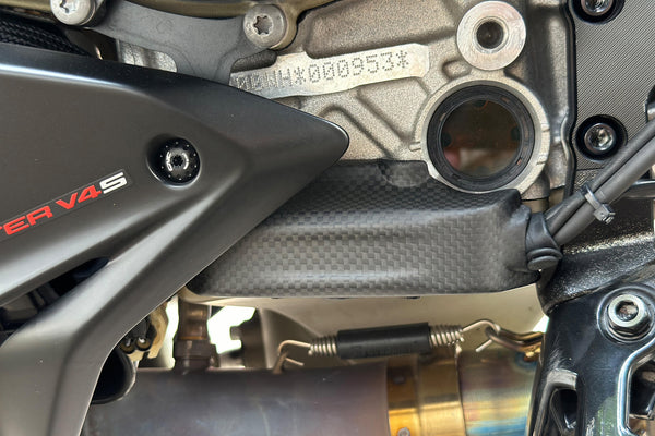 CNC RACING | Quick-Shift  cable cover Ducati Streetfighter V4 - Carbon