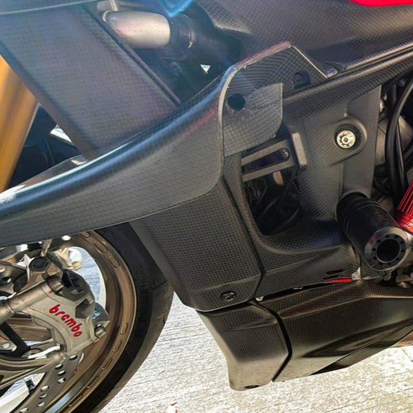 CNC RACING | Belly pan carbon Ducati Streetfighter V4