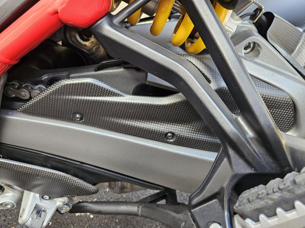 CNC RACING | Front chain guard Ducati Multistrada V4 - Carbon