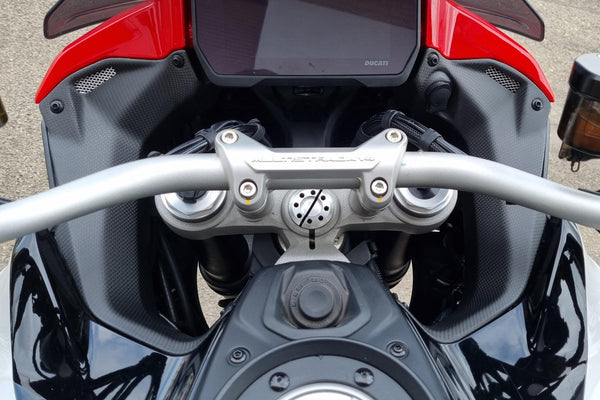CNC RACING | Inner cowling Ducati Multistrada V4 - Carbon