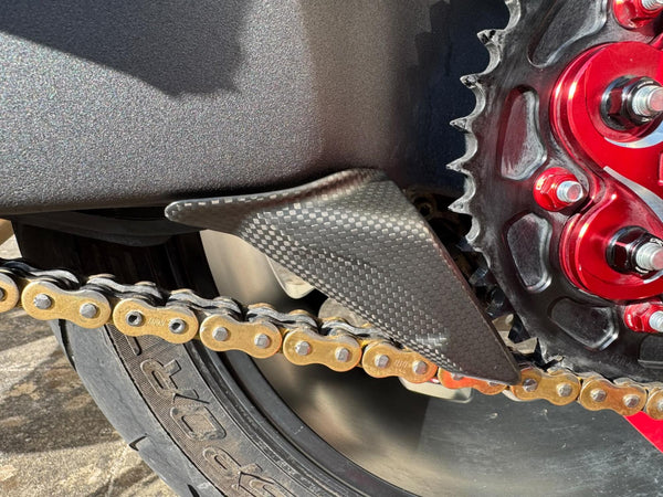 CNC RACING | Lower chain guard carbon Ducati Multistrada V4 Pikes Peak and RS