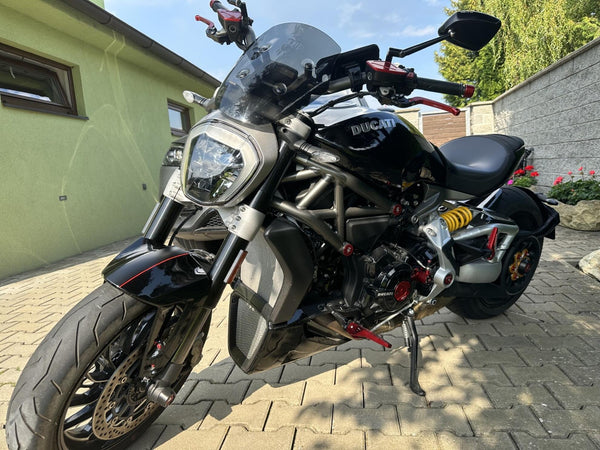 CNC RACING | Radiator side panel matt carbon Ducati XDiavel