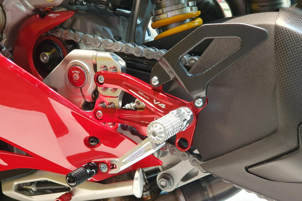 CNC RACING | Heel guard kit for our rearsets Ducati Panigale V4 - carbon matt