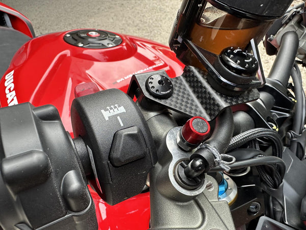 CNC RACING | Front brake and clutch oil tank brackets - matt carbon