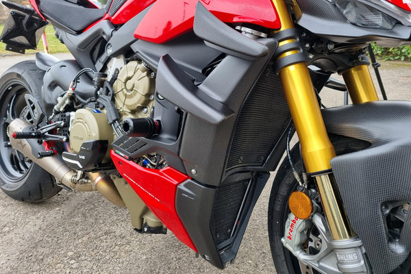 CNC RACING | Radiator side covers Ducati Streetfighter V4 - carbon