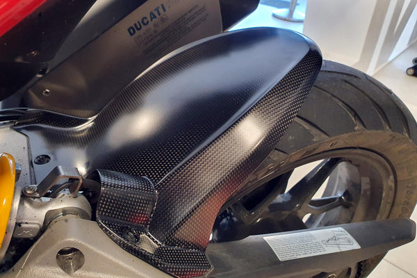 CNC RACING | Rear mudguard Ducati Multistrada V4 - Carbon