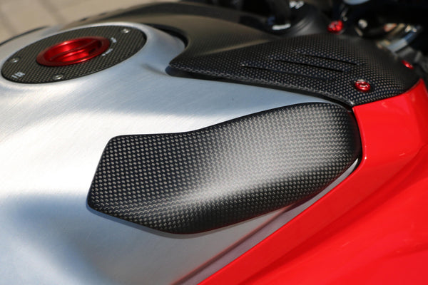CNC RACING | Fuel tank slider Carbon/Kevlar